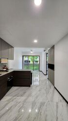 Pasir Ris Drive 8 (D18), Condominium #451867841